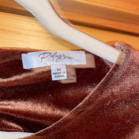 Velvet Dress long sleeve! - Picture 2 of 4